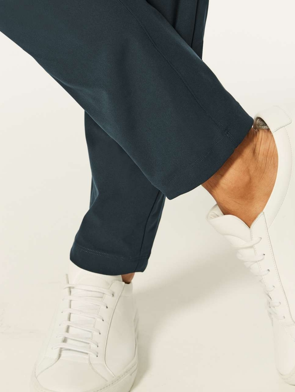 Lululemon Commission Pant Slim HEMMED - Picture 3 of 9